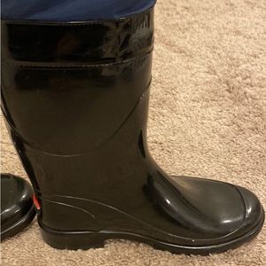 Tommy Hilfiger Rain Boat / size 9
